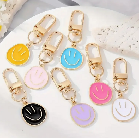 Smiley Keychain - Gold